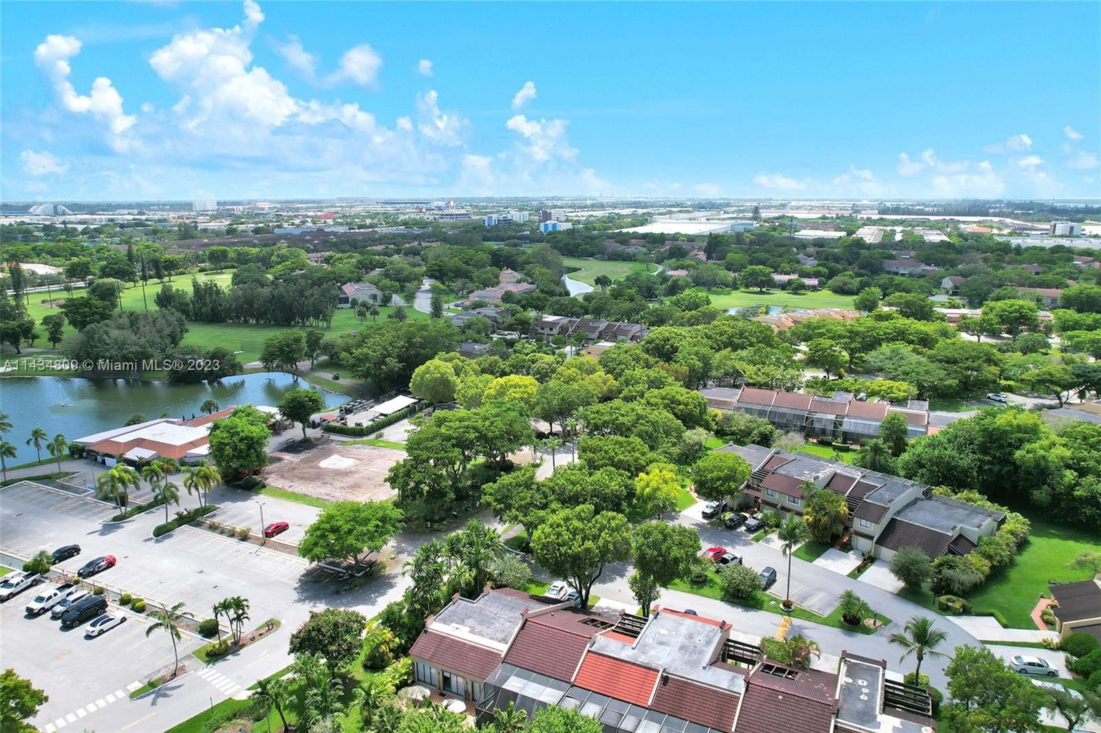 10003 Costa Del Sol Blvd # 67 Unit: E-67