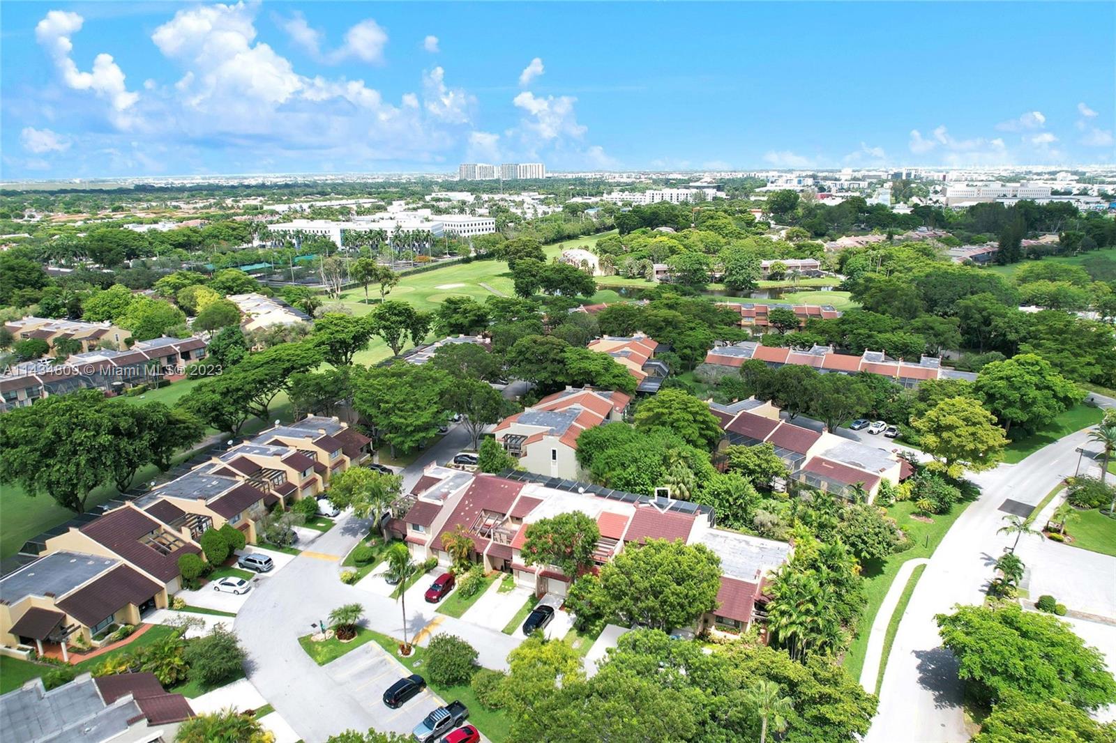 10003 Costa Del Sol Blvd # 67 Unit: E-67