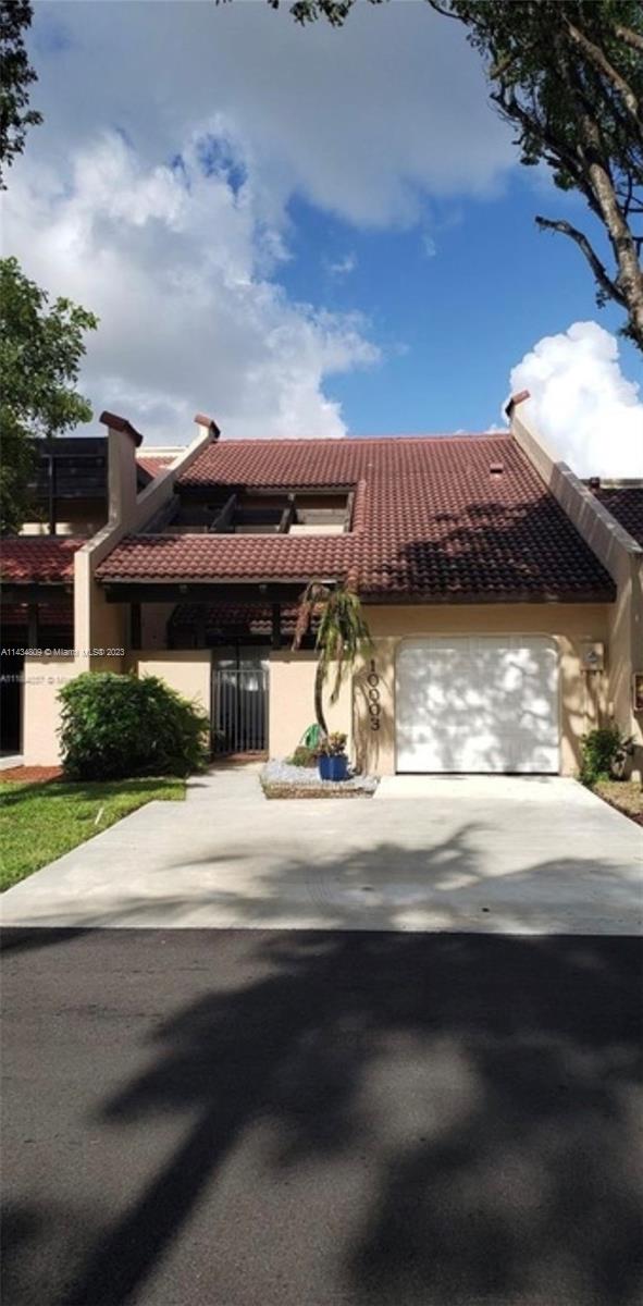 10003 Costa Del Sol Blvd # 67 Unit: E-67