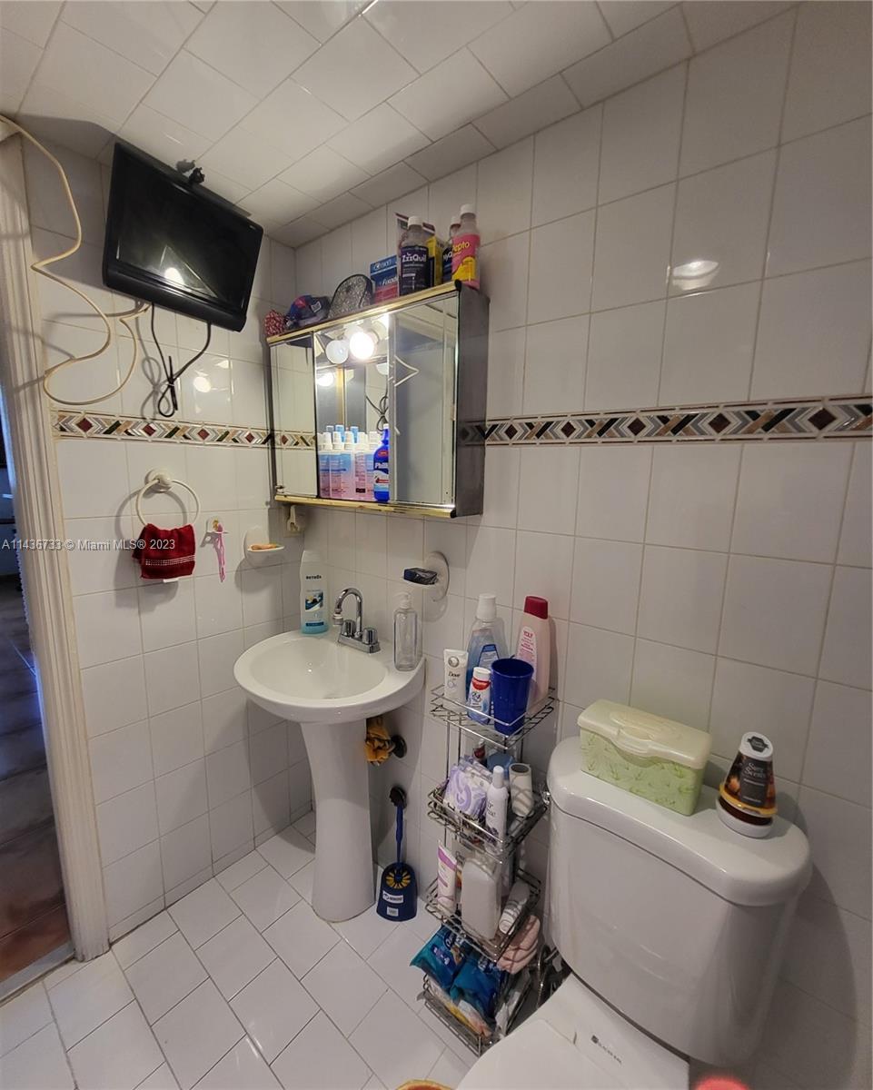 345 Ocean Dr # 507