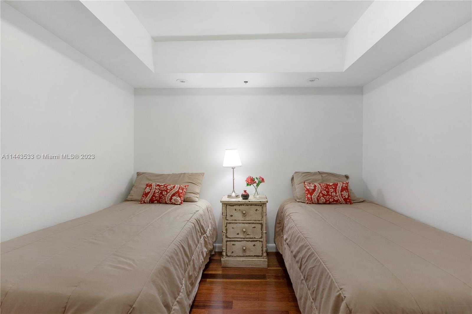 1717 N Bayshore Dr # 3641 Unit: A-3641