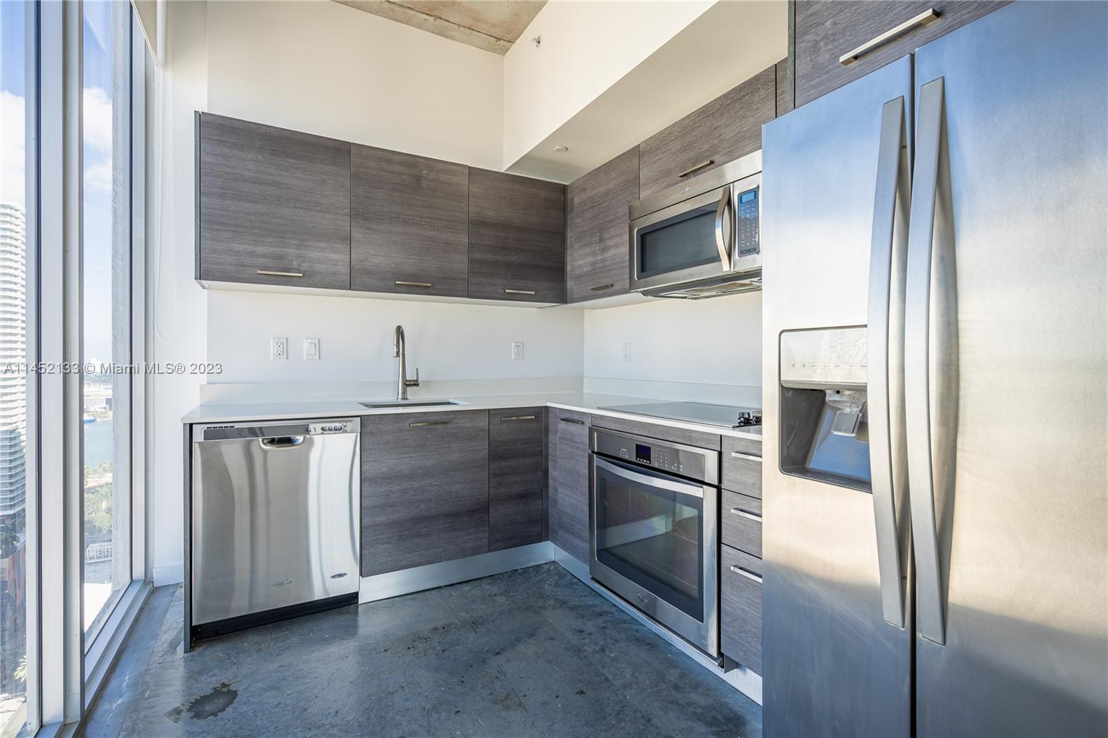 151 SE 1st St # 1810