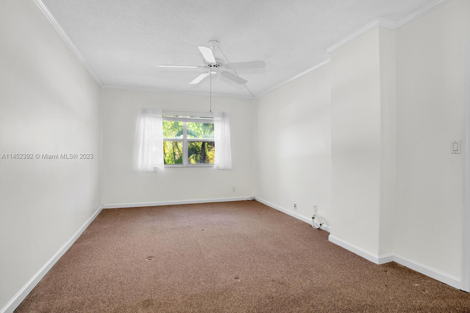 100 Edgewater Dr # 205