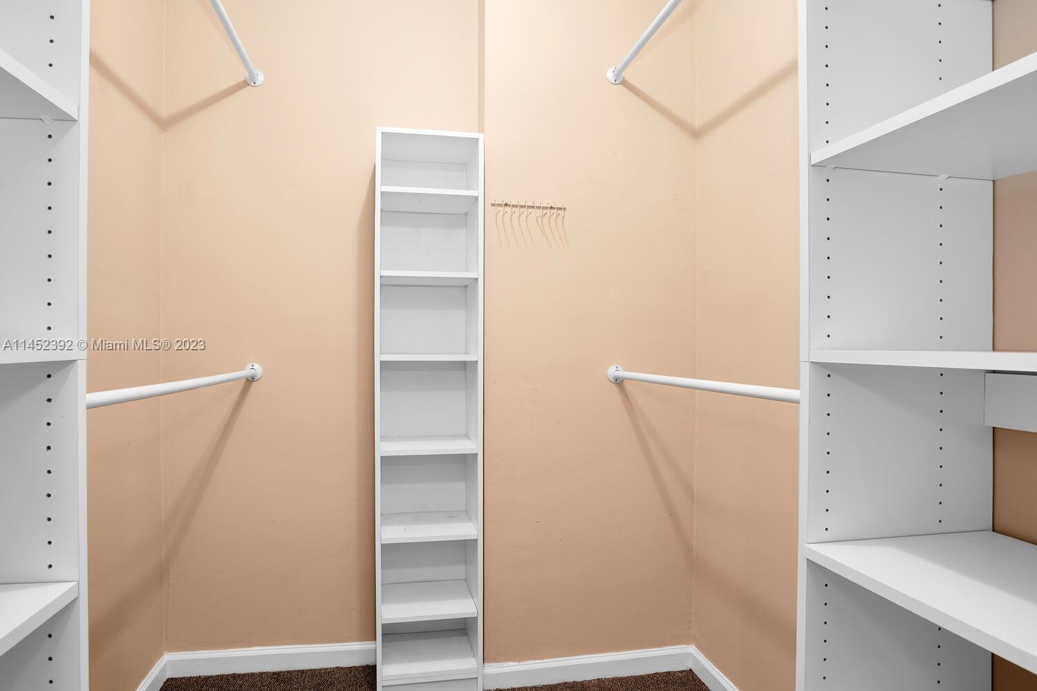 100 Edgewater Dr # 205