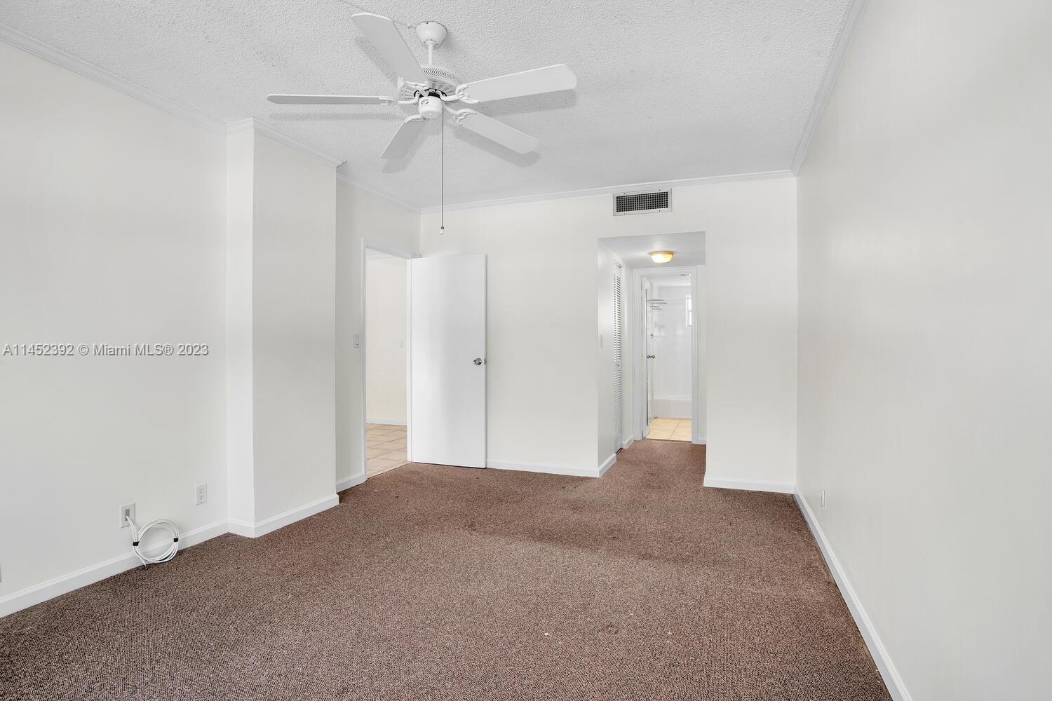 100 Edgewater Dr # 205