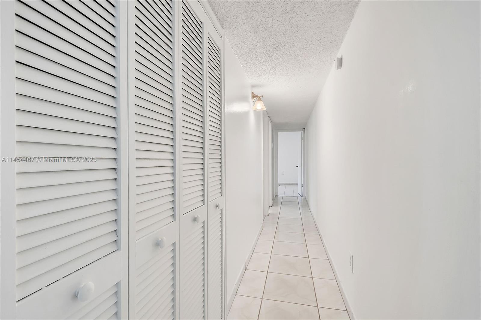 2754 SW 13th St Unit: 1st Floor