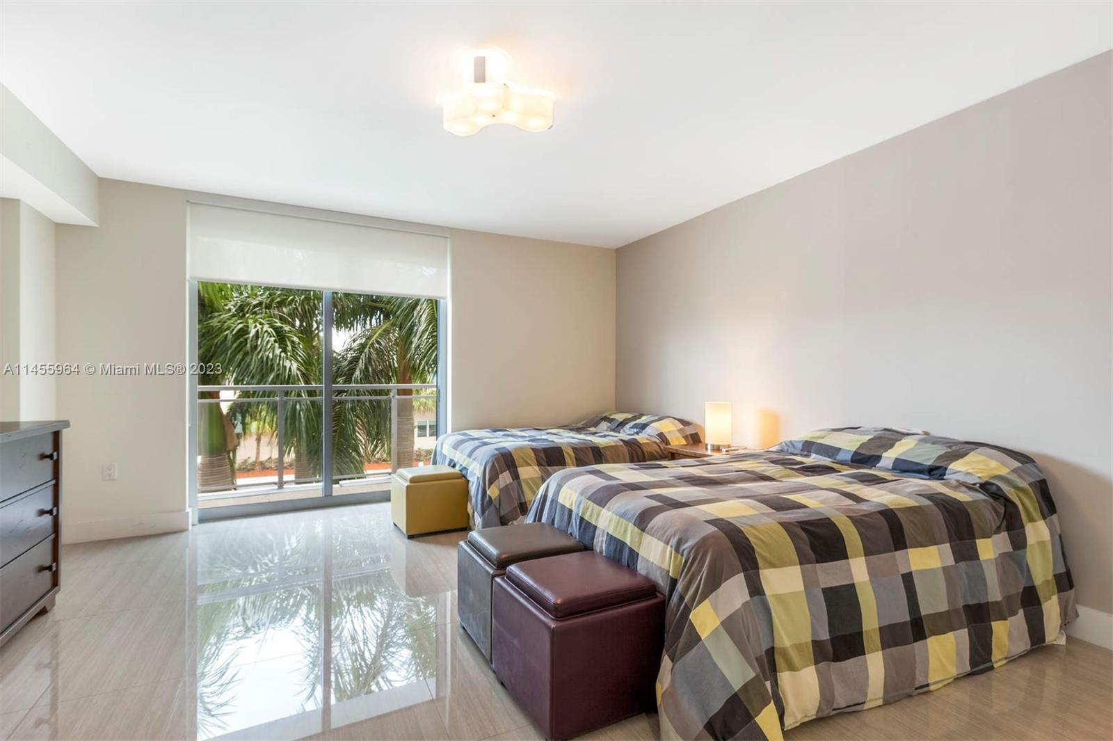 9400 W Bay Harbor Dr # 303