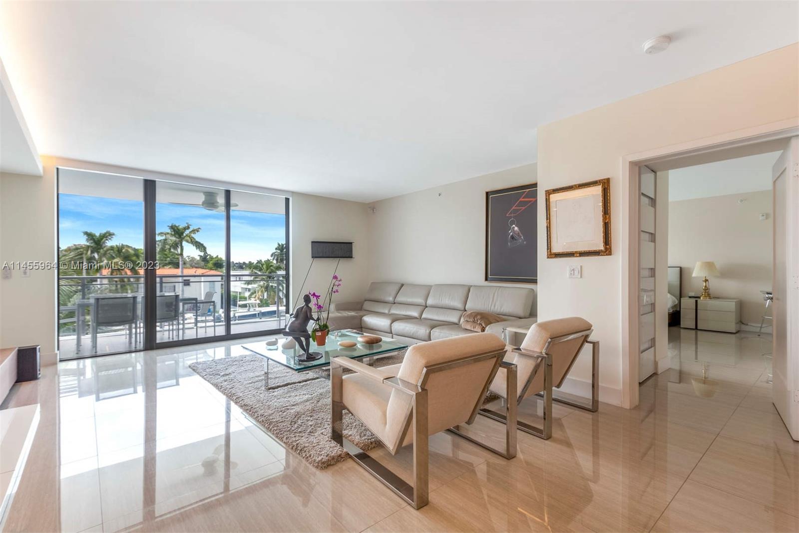9400 W Bay Harbor Dr # 303