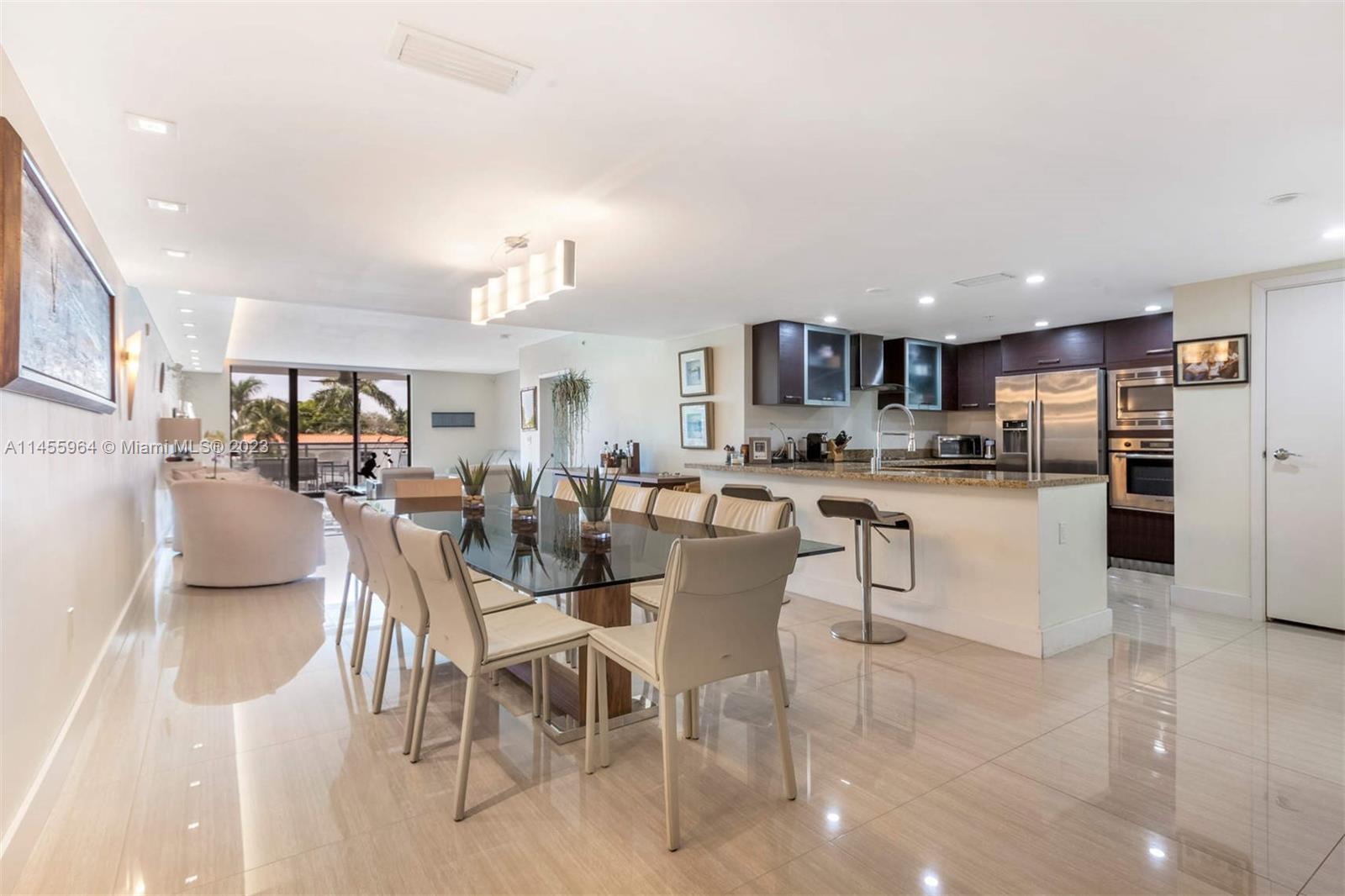 9400 W Bay Harbor Dr # 303