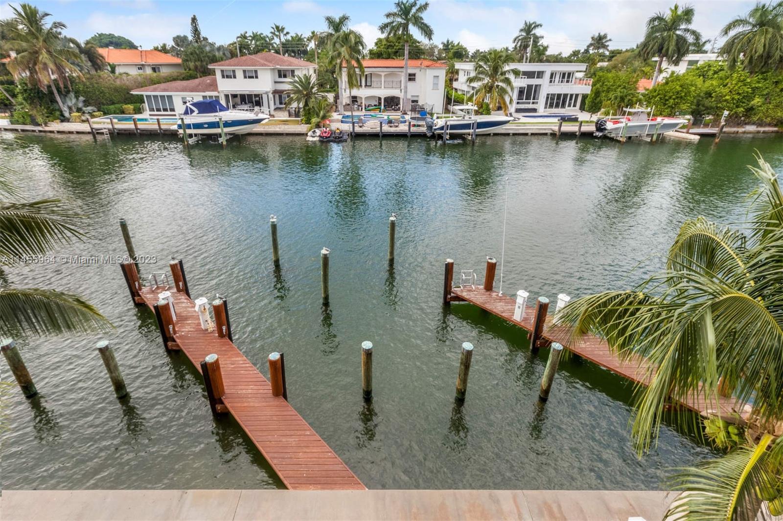 9400 W Bay Harbor Dr # 303
