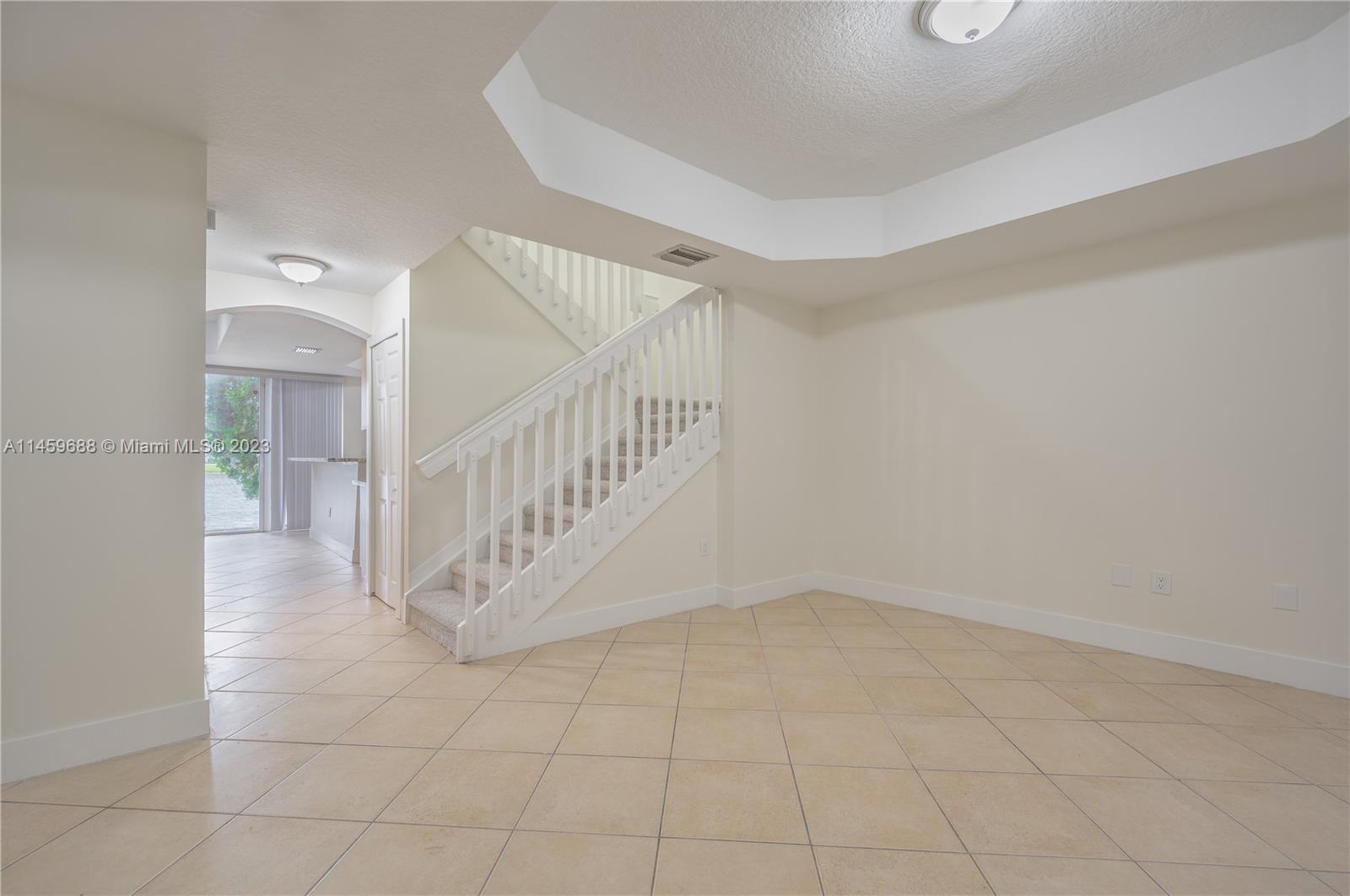 10613 SW 6th St # 1004