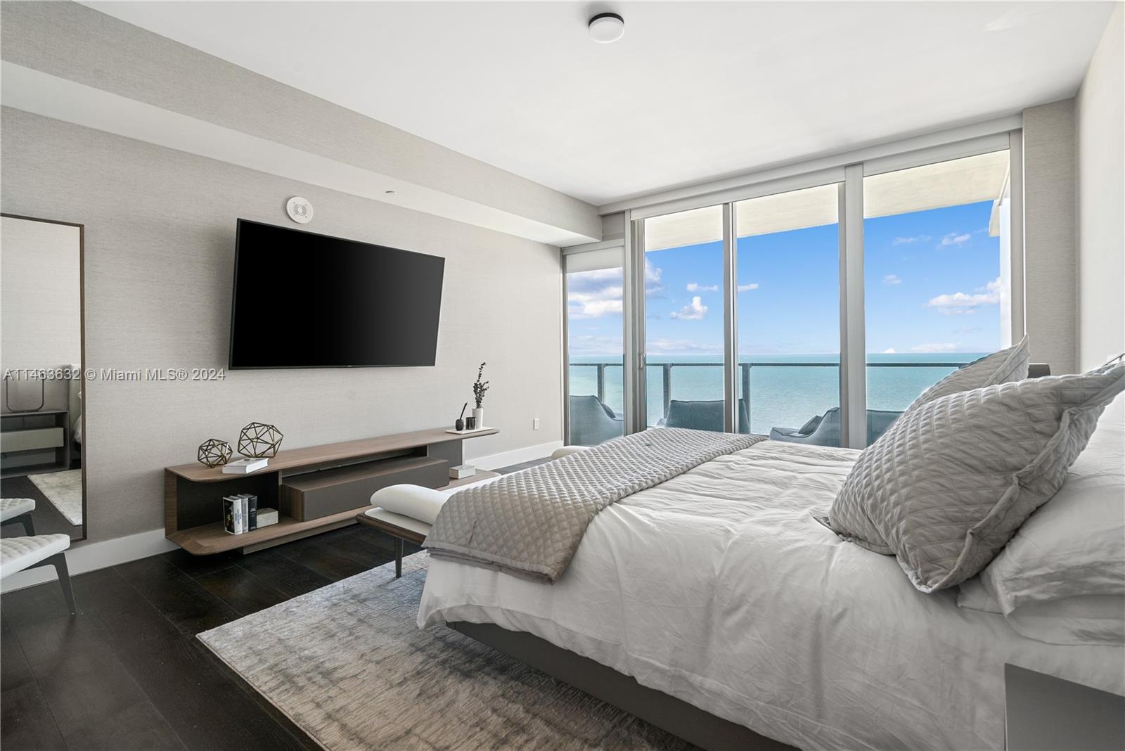 360 Ocean Dr # 1106S