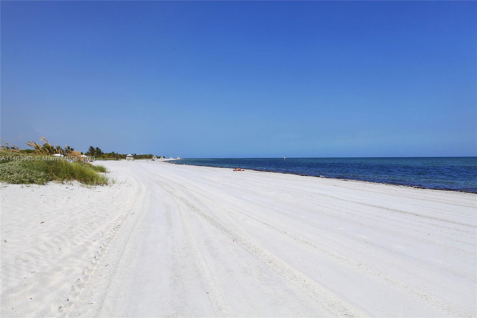 200 Ocean Lane Dr # 703