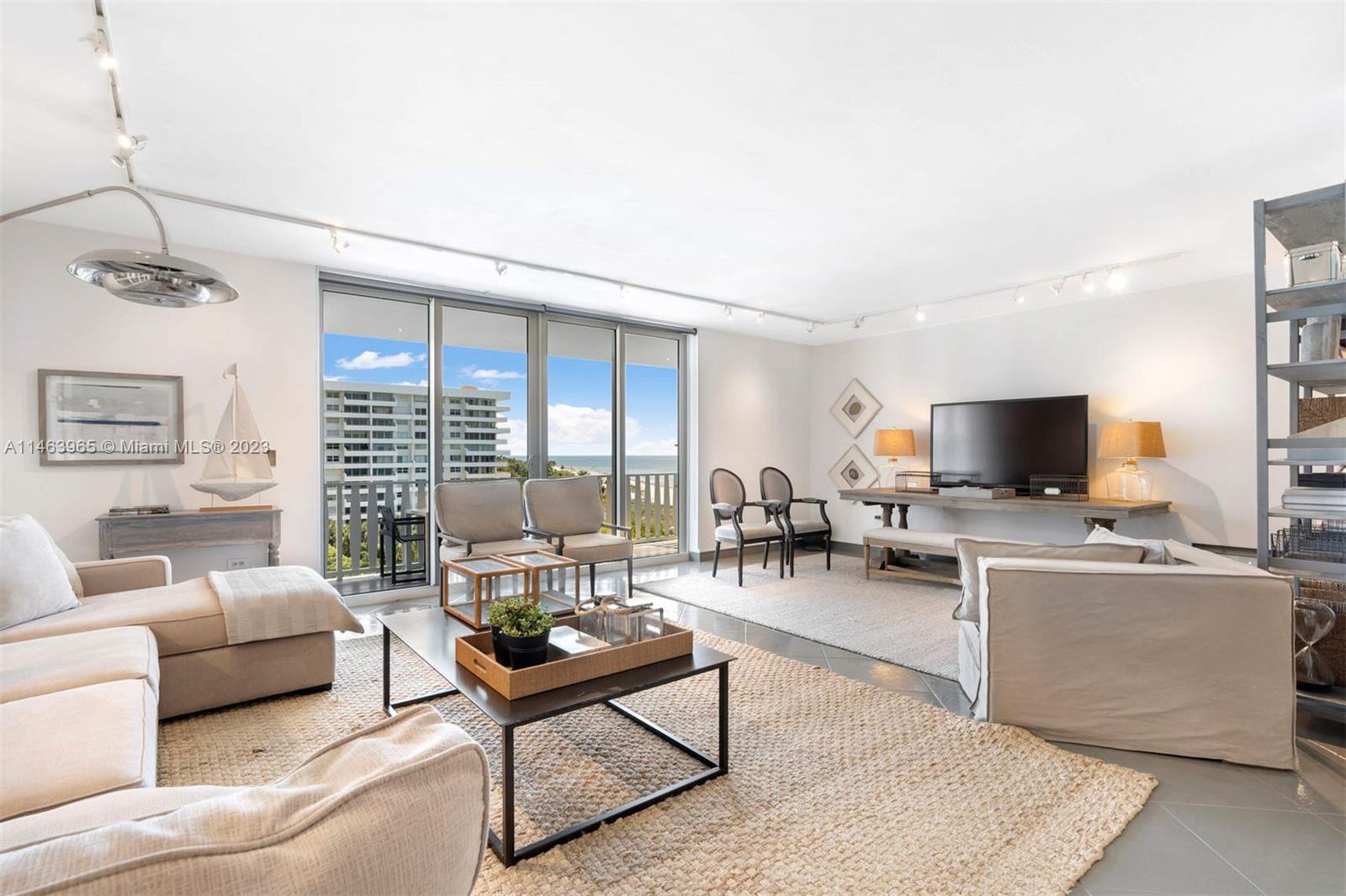 200 Ocean Lane Dr # 703