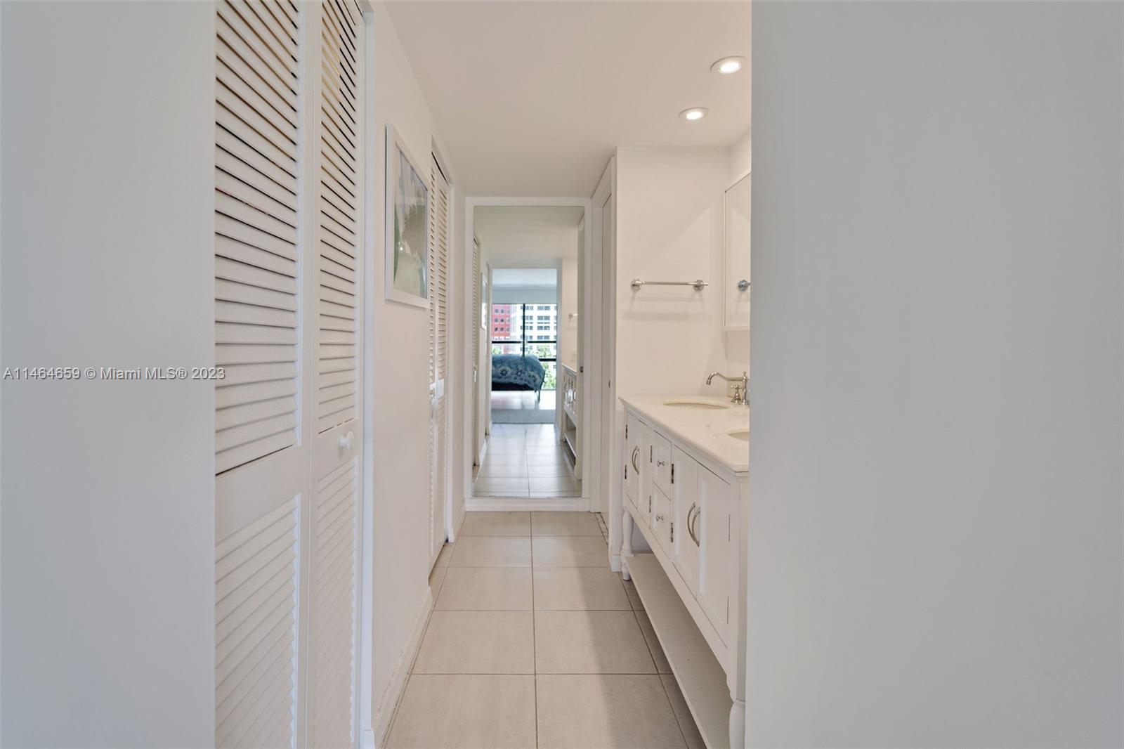 1450 Brickell Bay Dr # 612