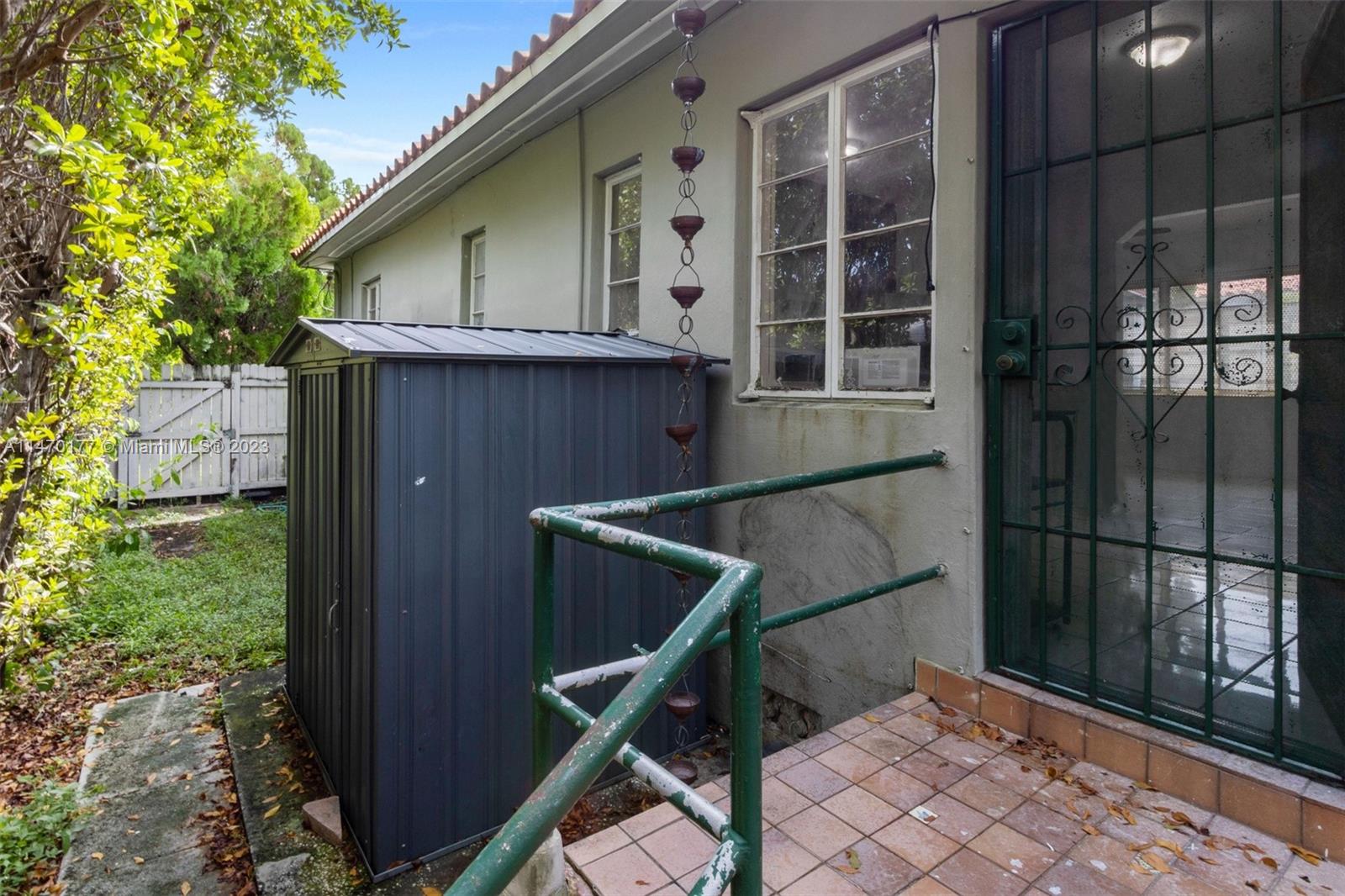 280 NW 41st Ave