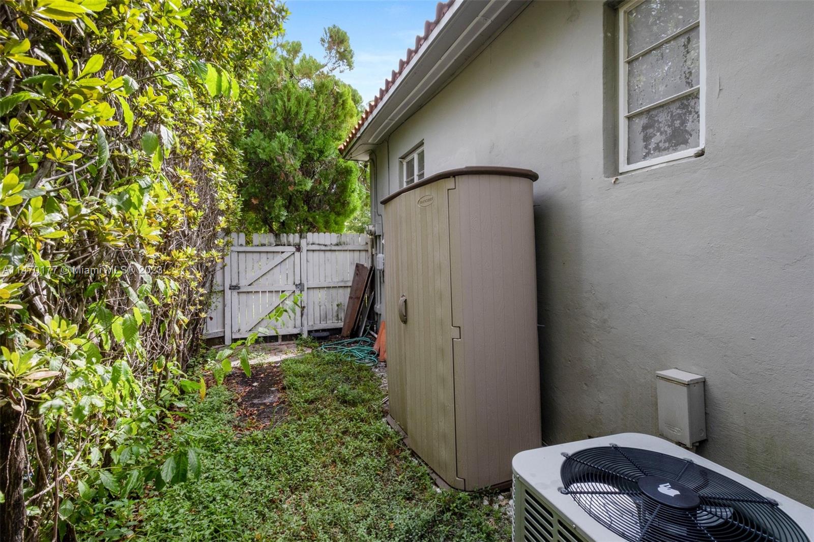 280 NW 41st Ave