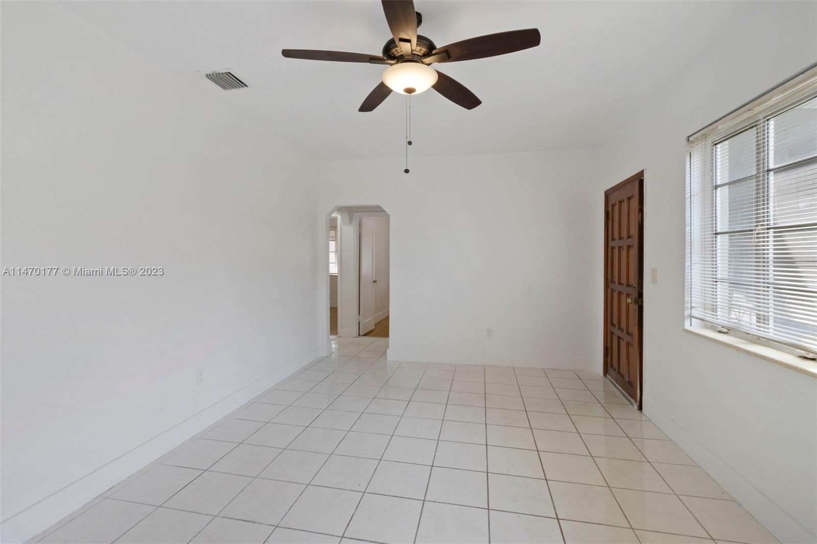 280 NW 41st Ave
