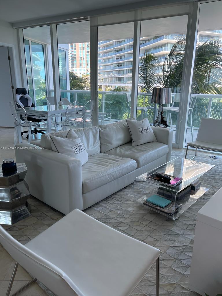 1000 S Pointe Dr # 405
