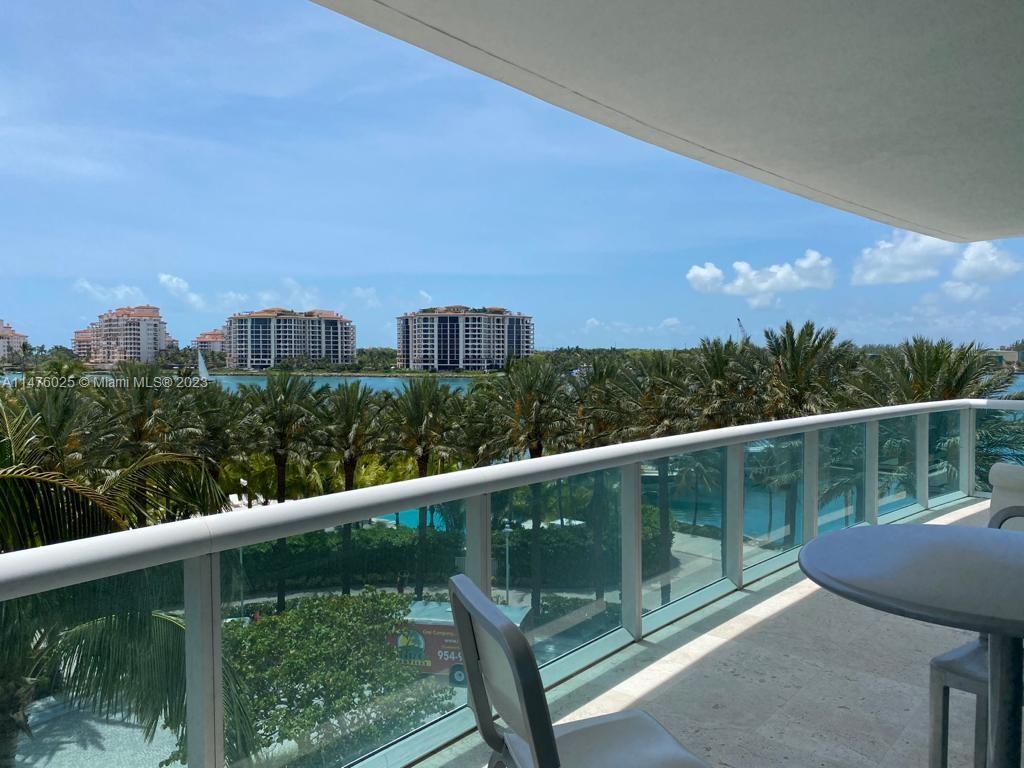 1000 S Pointe Dr # 405
