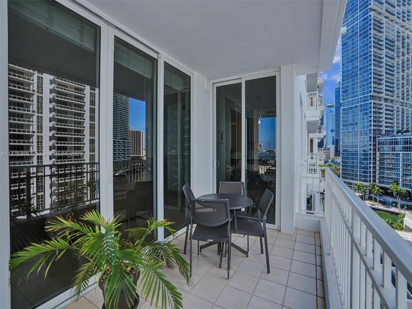 801 Brickell Key Blvd # 1112