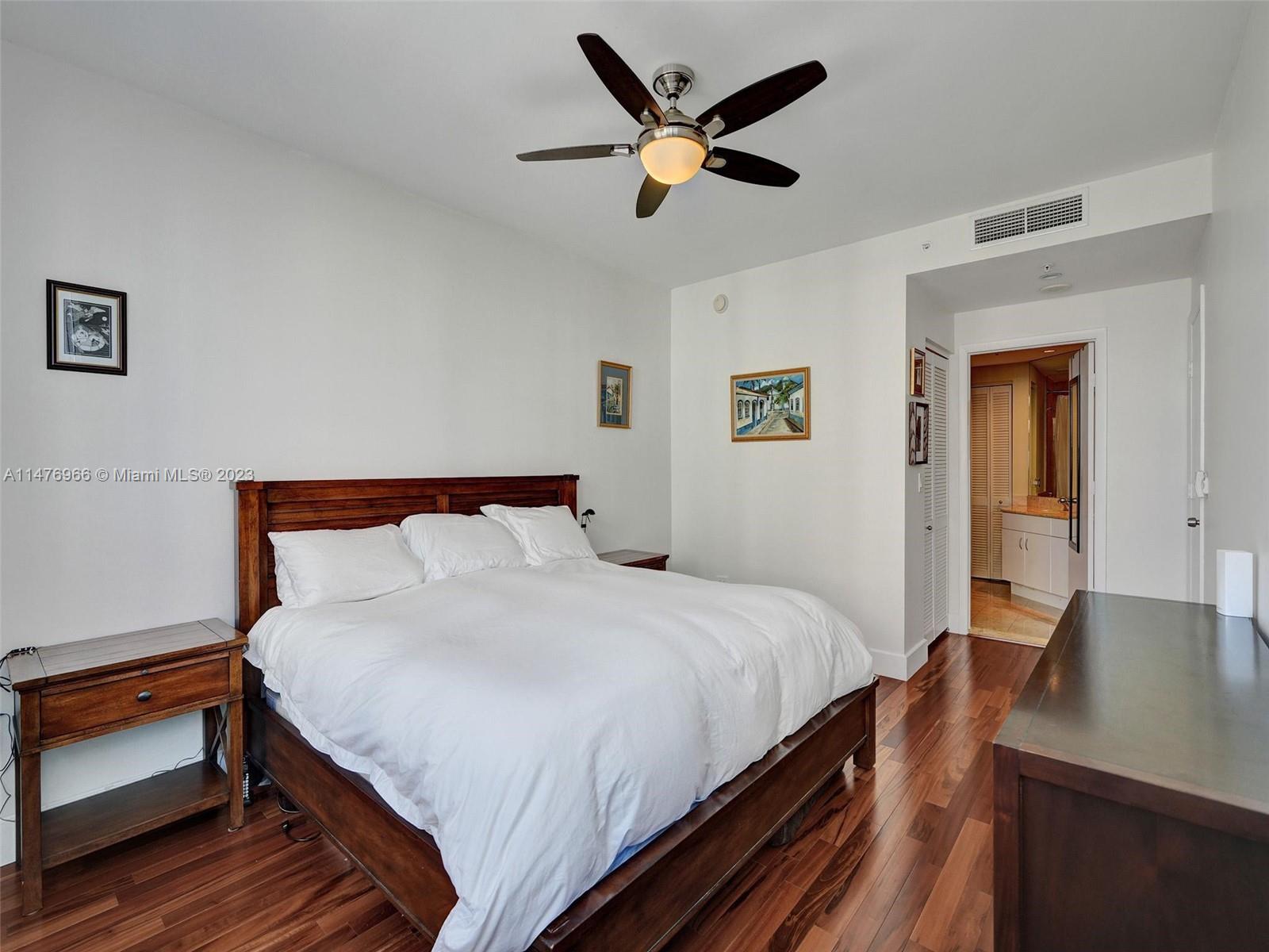 801 Brickell Key Blvd # 1112