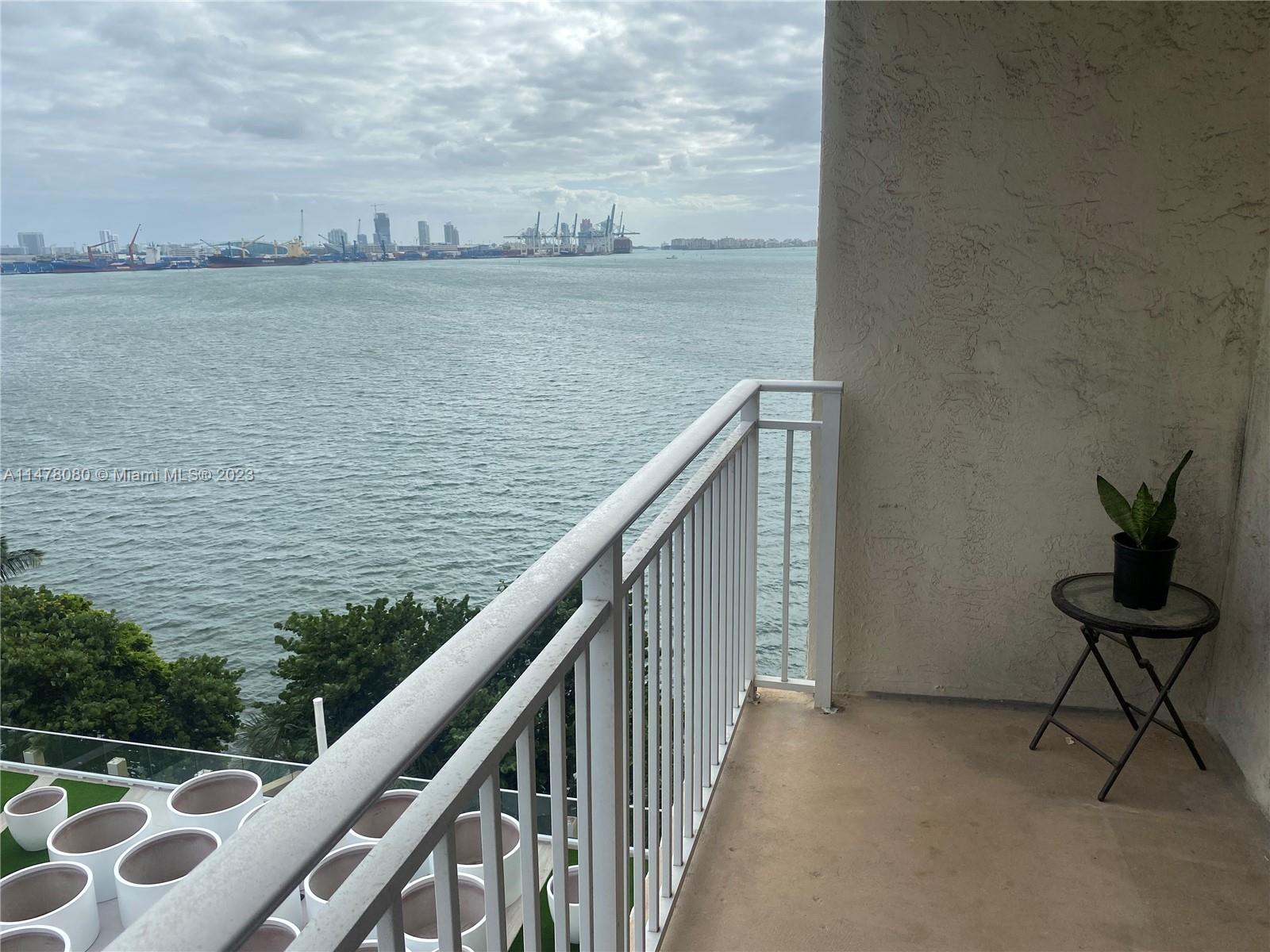 770 Claughton Island Dr # 813