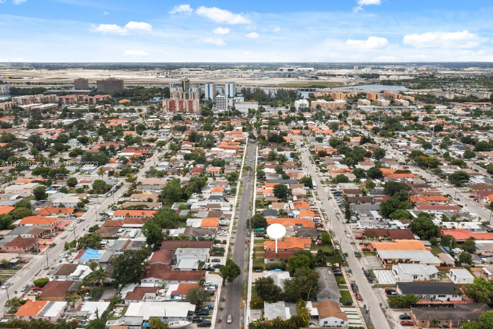 37 NW 49th Ave Unit: Front