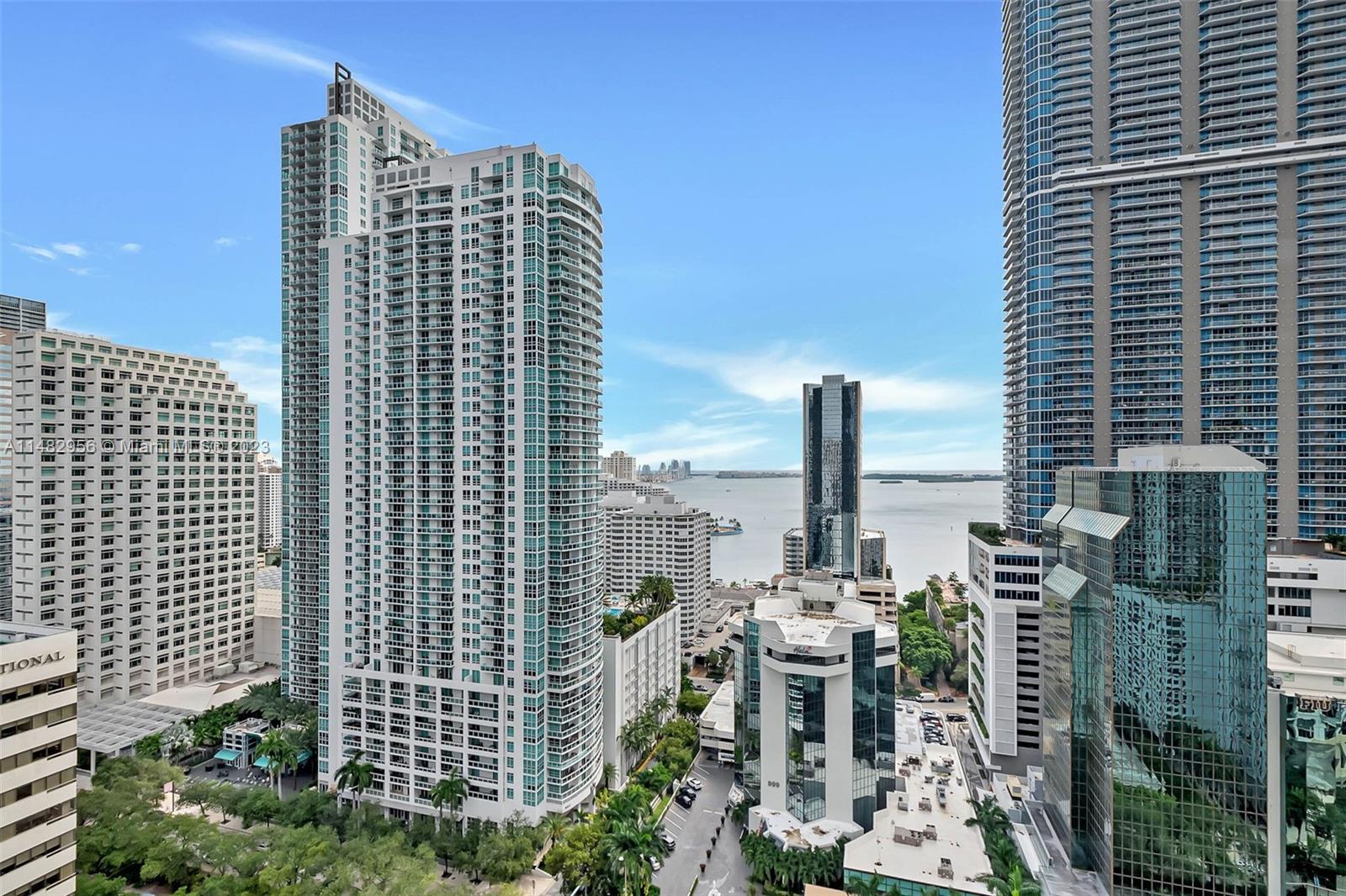 1010 Brickell Ave # 2502