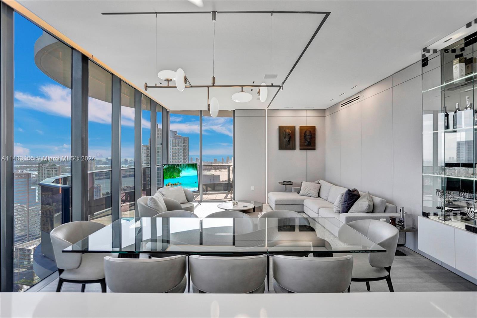 1000 Brickell Plz Unit: PH5208