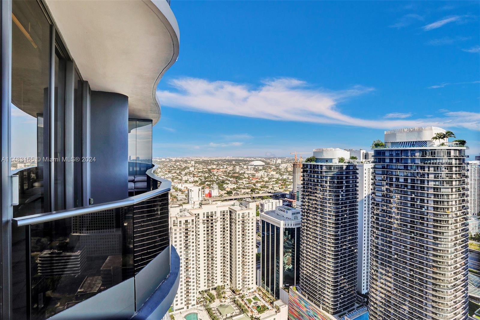 1000 Brickell Plz Unit: PH5208