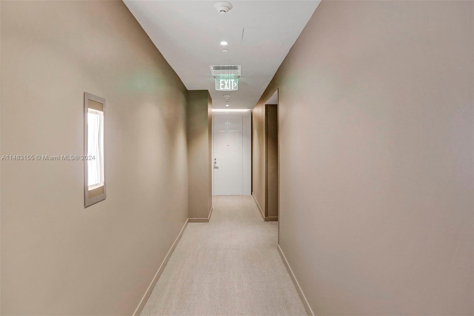 1000 Brickell Plz Unit: PH5208