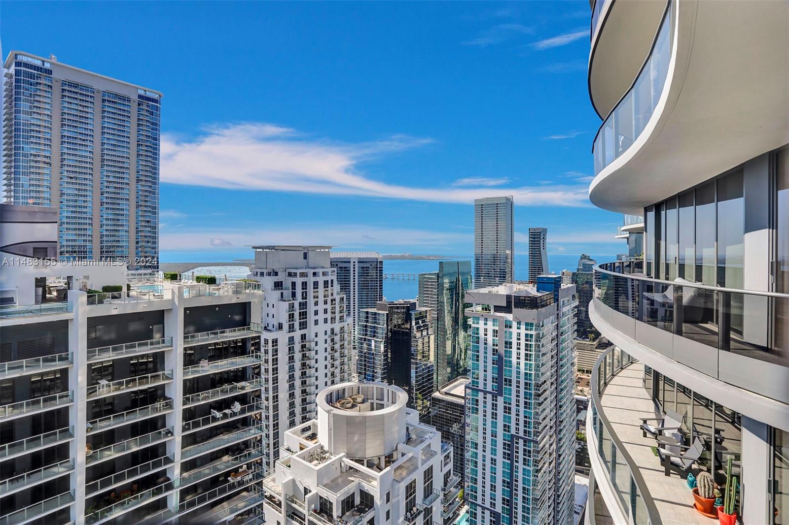 1000 Brickell Plz Unit: PH5208