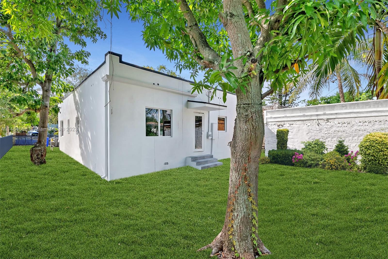 545 NW 47th St