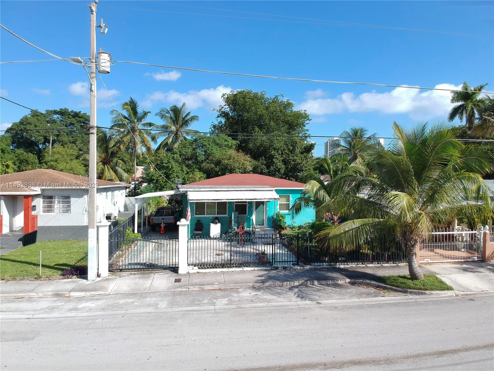 3435 NW 3rd Ave