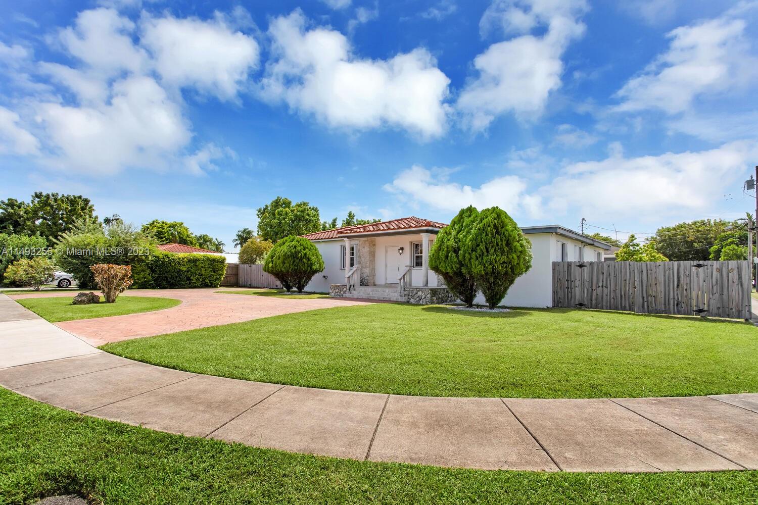 3200 SW 81st Ave
