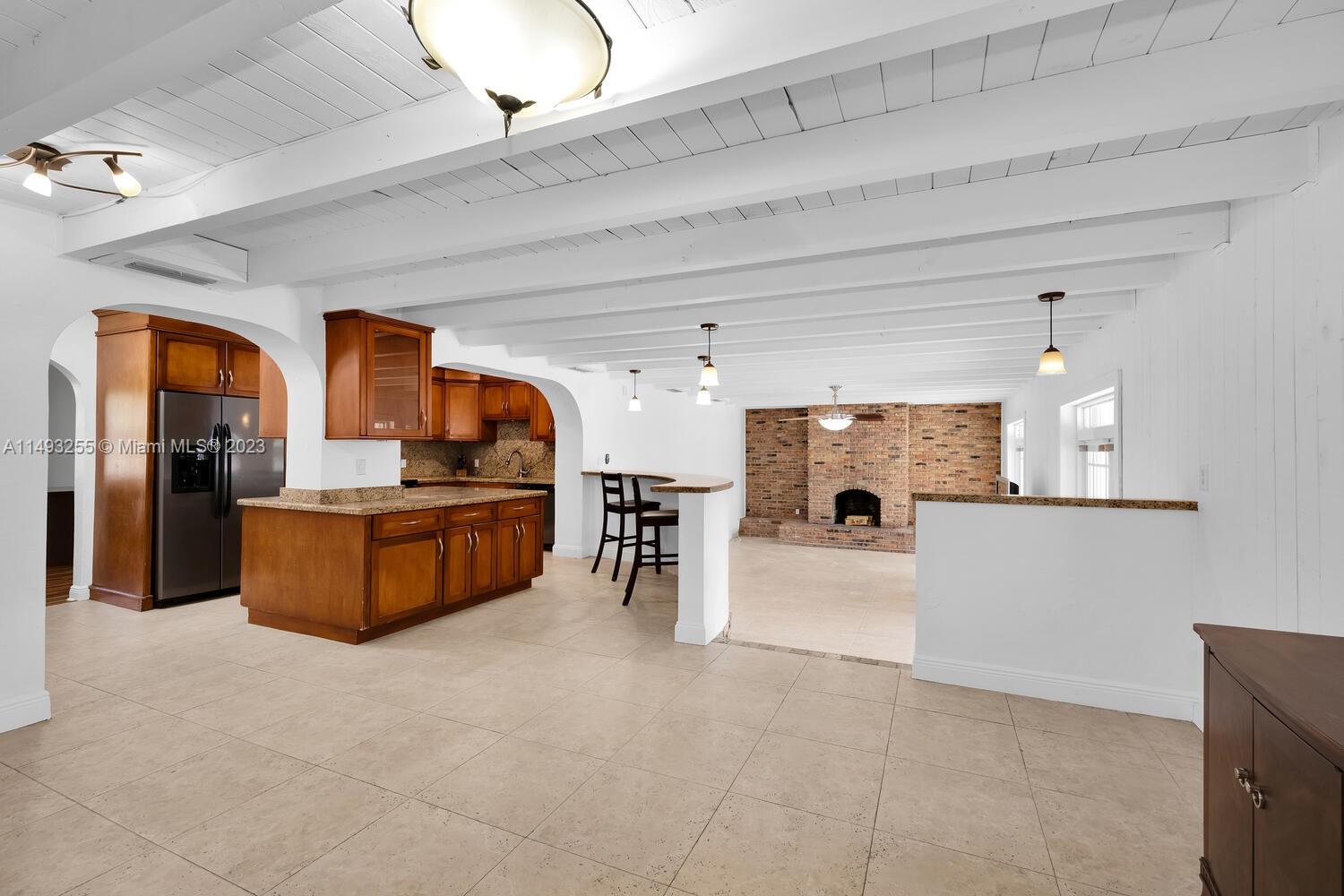 3200 SW 81st Ave