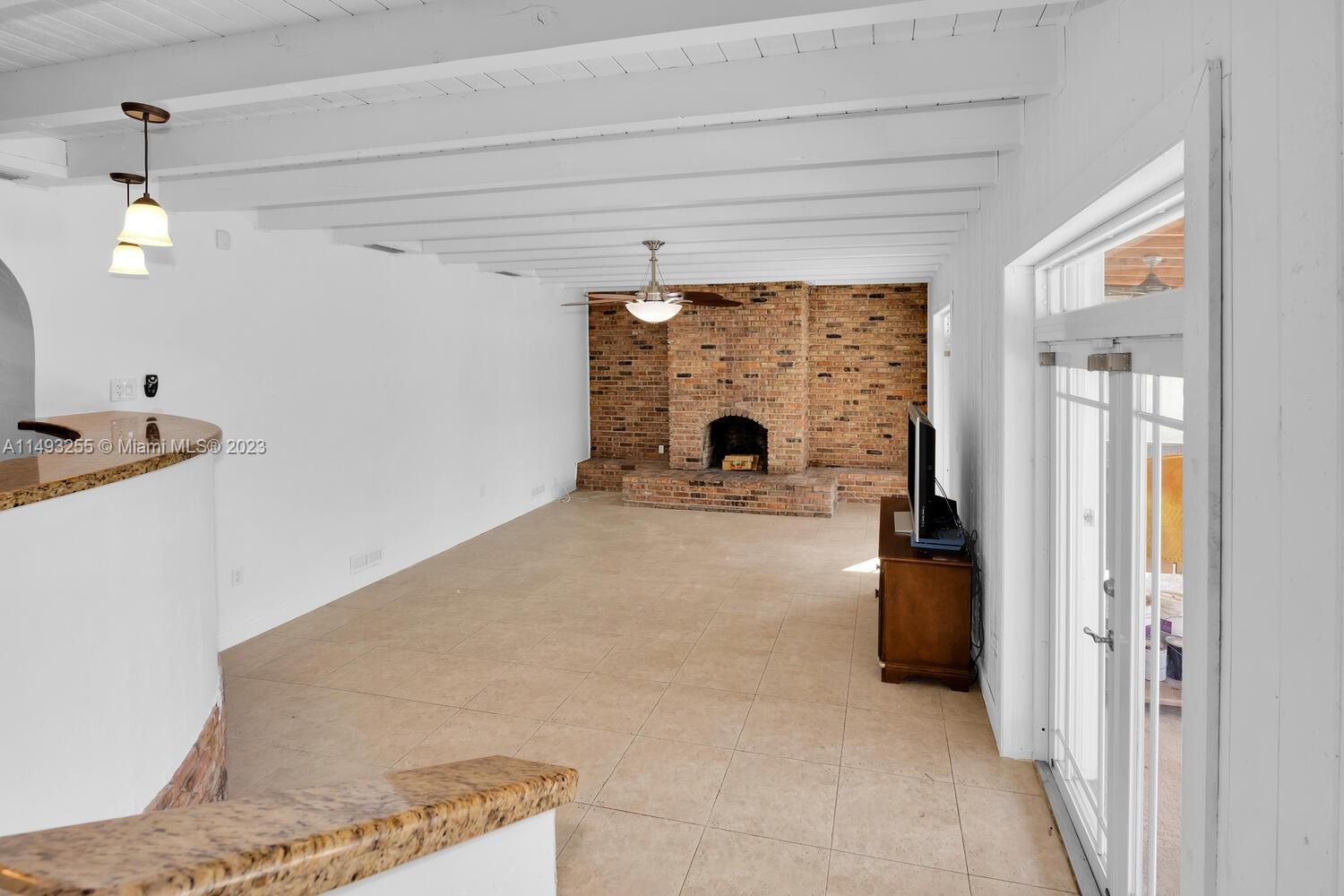 3200 SW 81st Ave