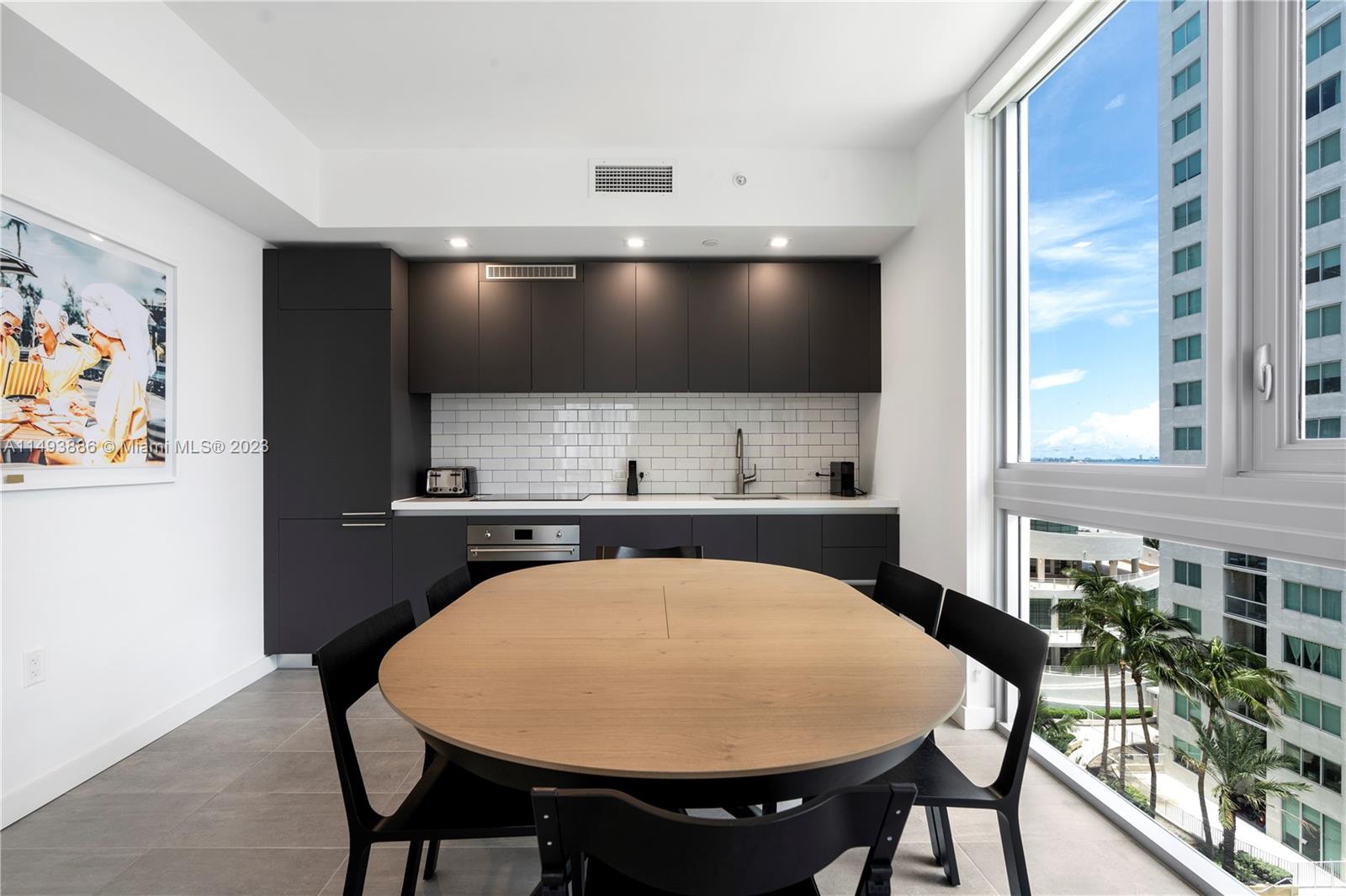 227 NE 2nd St # 3000