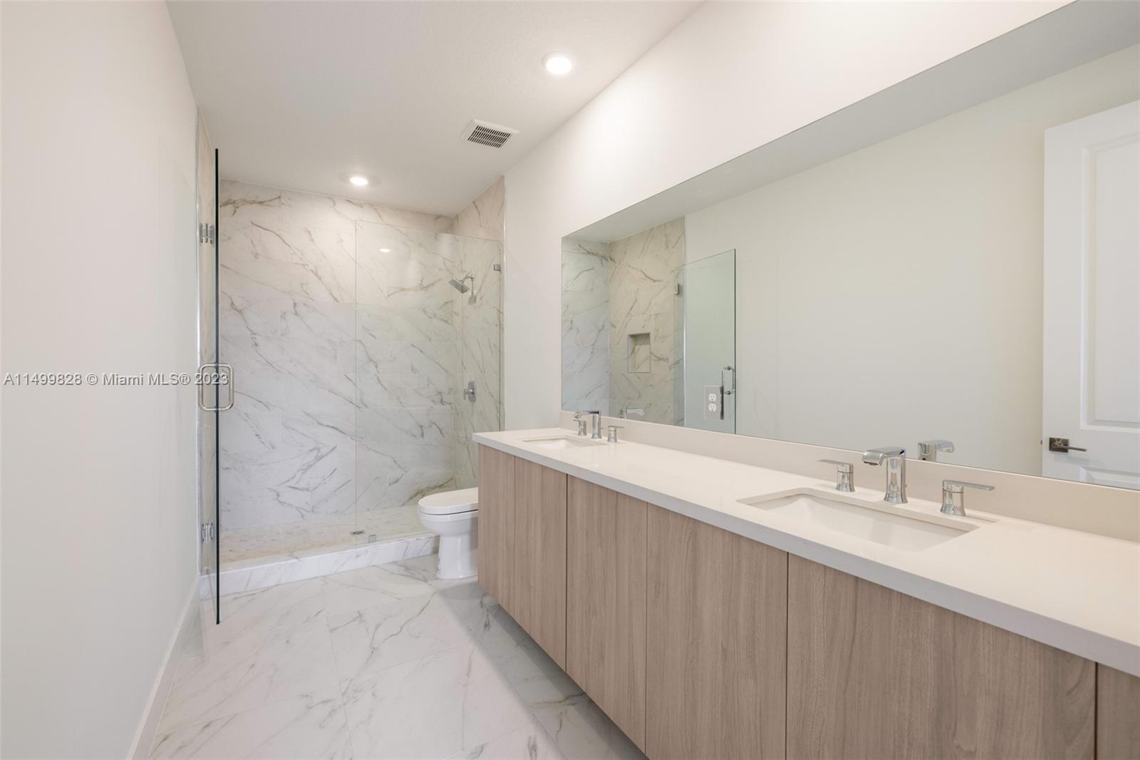 12073 SW 83rd Place # 12073