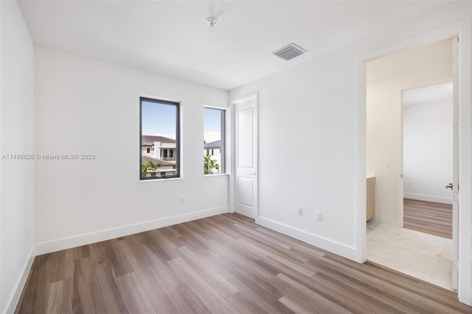 12073 SW 83rd Place # 12073