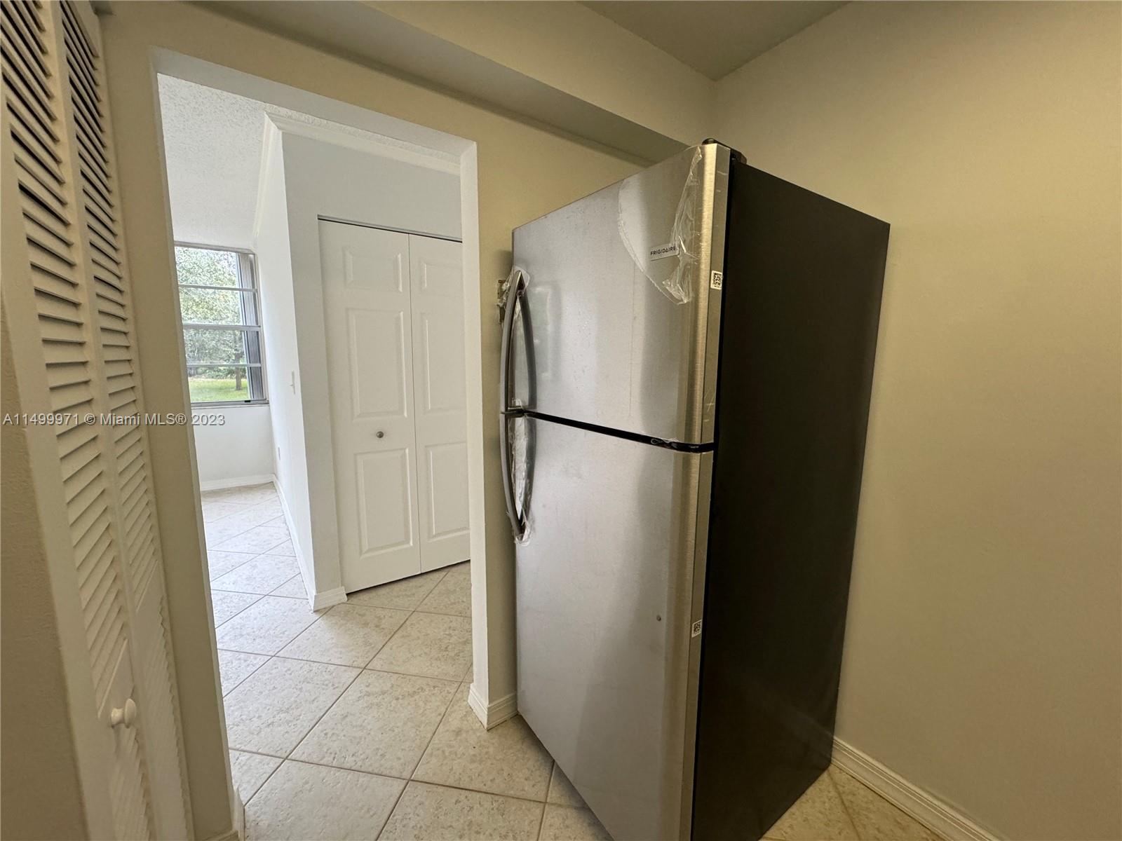 13120 SW 92nd Ave # 106 Unit: B-106