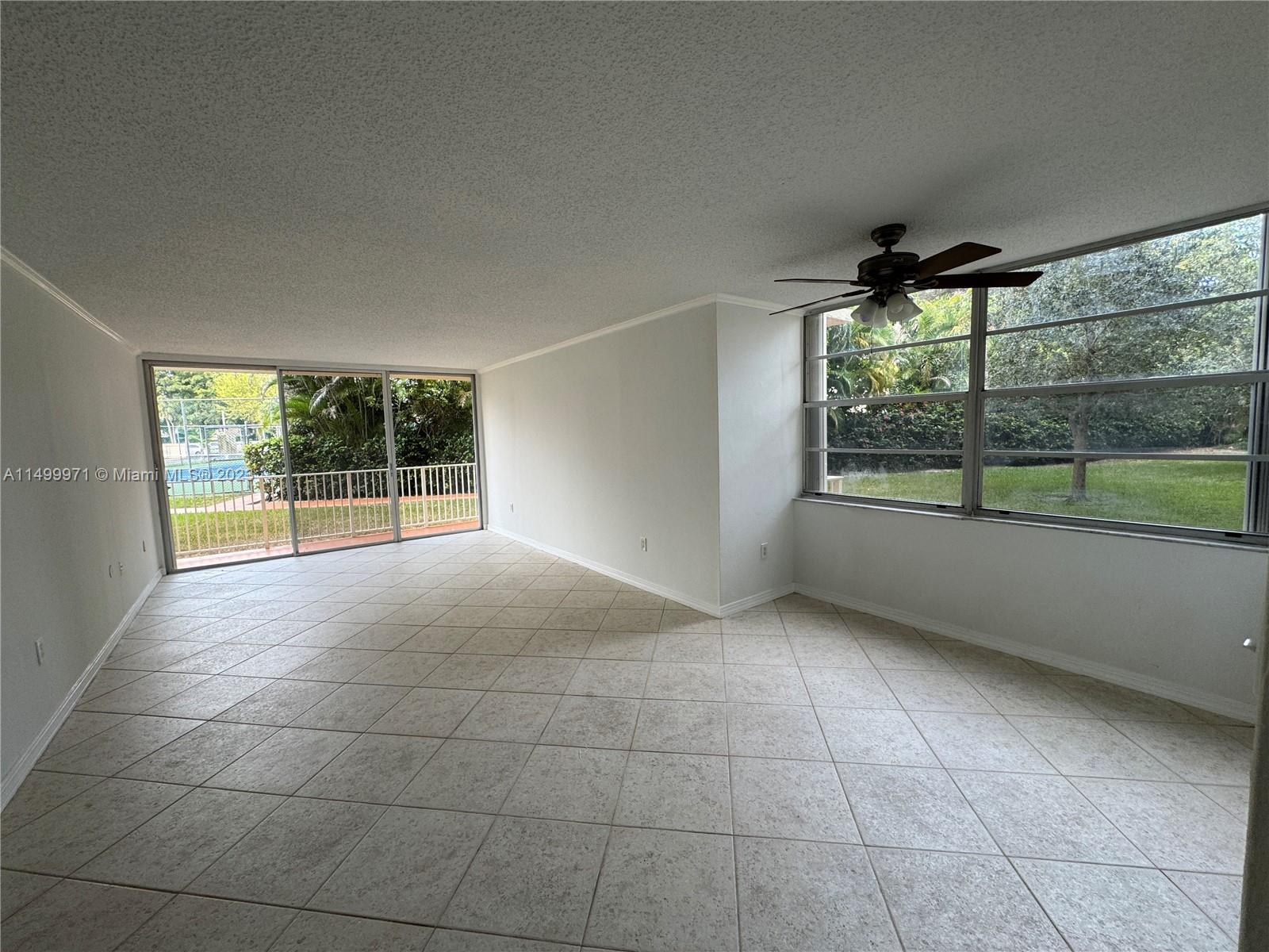 13120 SW 92nd Ave # 106 Unit: B-106