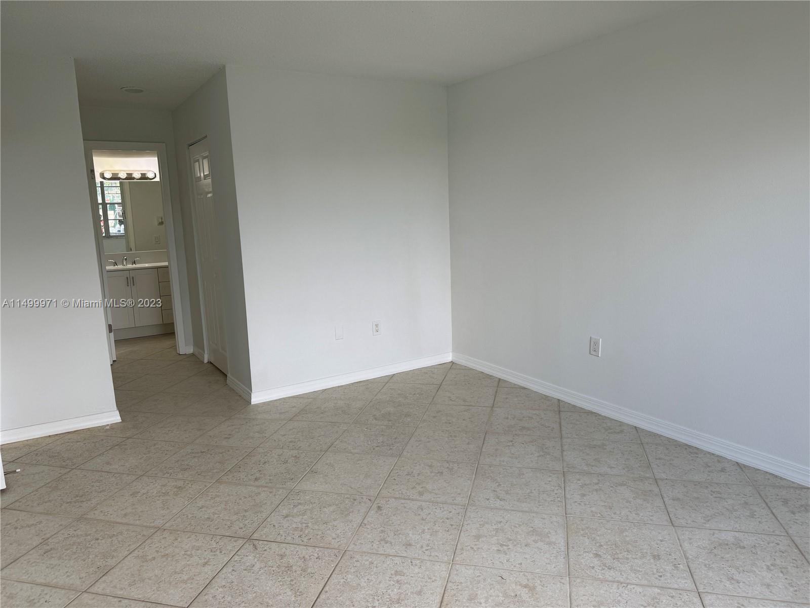 13120 SW 92nd Ave # 106 Unit: B-106