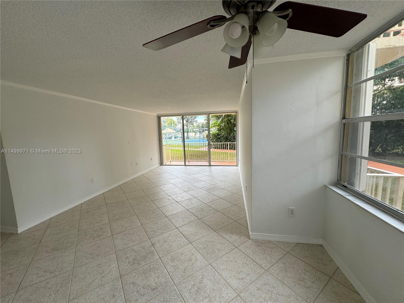 13120 SW 92nd Ave # 106 Unit: B-106