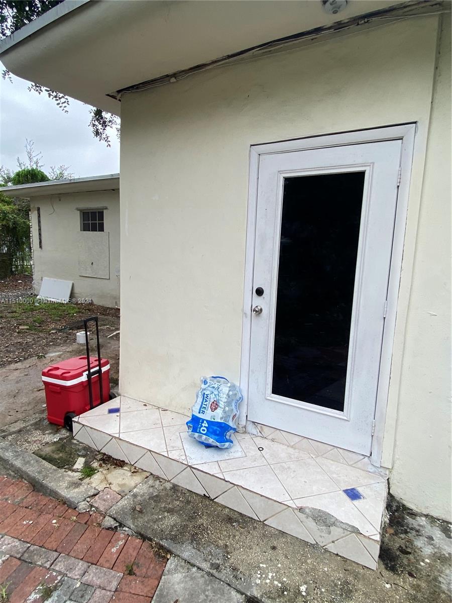 3170 NW 100th St