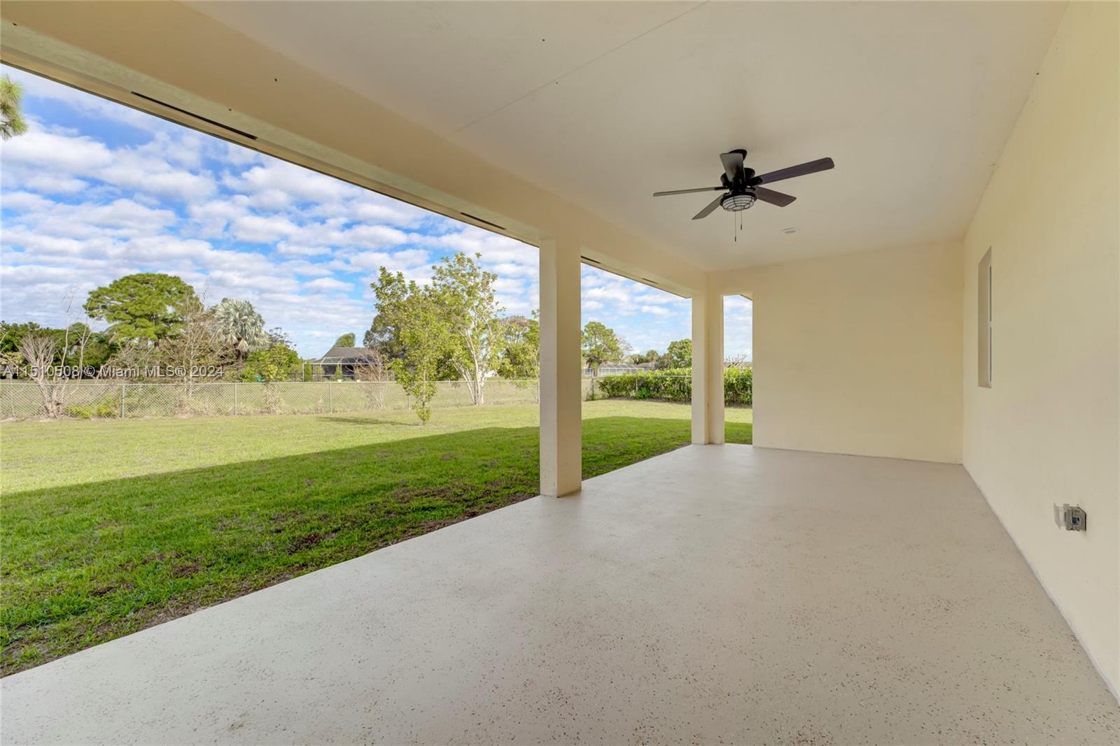 473 SW Cherryhill Rd, Port St. Lucie