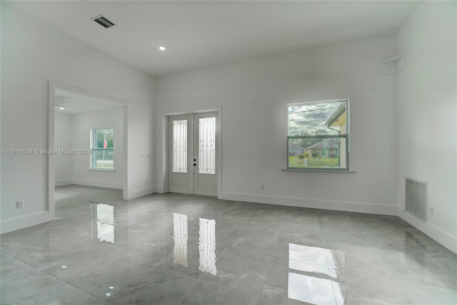 473 SW Cherryhill Rd, Port St. Lucie