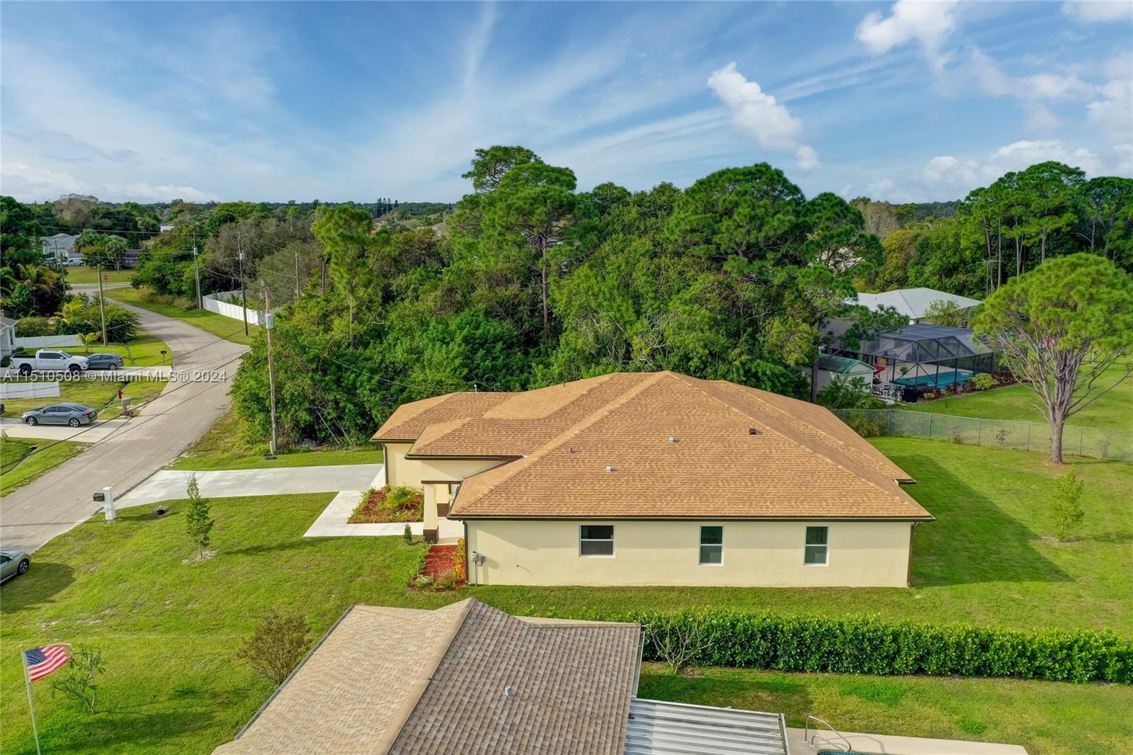 473 SW Cherryhill Rd, Port St. Lucie