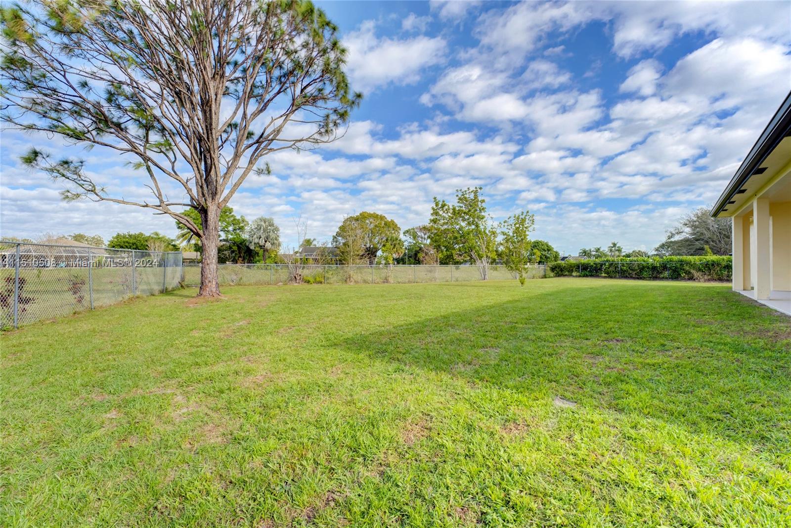 473 SW Cherryhill Rd, Port St. Lucie
